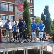 Wręczenie nagród w akcji „Kręć kilometry dla UG” 